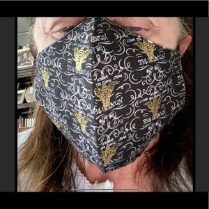 NWT Honey Bee mask